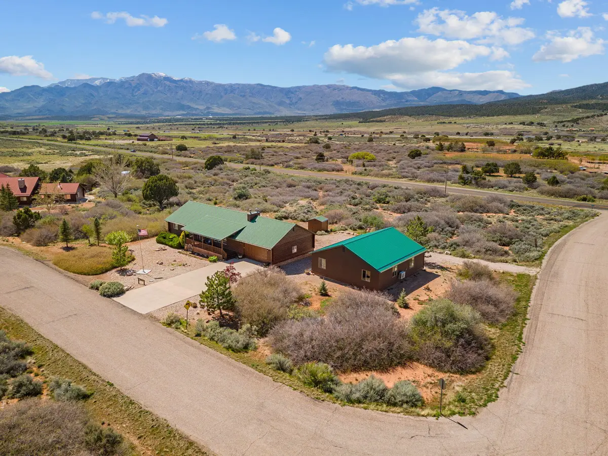921 W Chu Wi Path, New Harmony, UT 84757 - #1