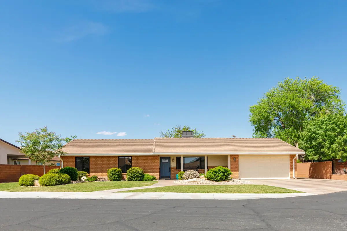 1151 E Sherman Cir, Saint George, UT 84790 - #1