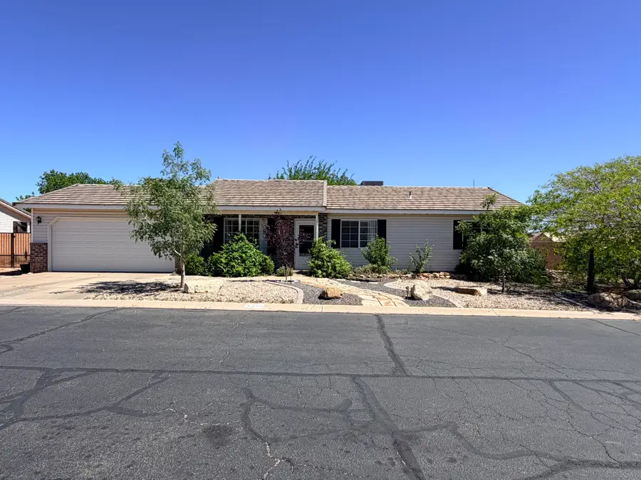 787 S 220 E Cir, Ivins, UT 84738 - #2