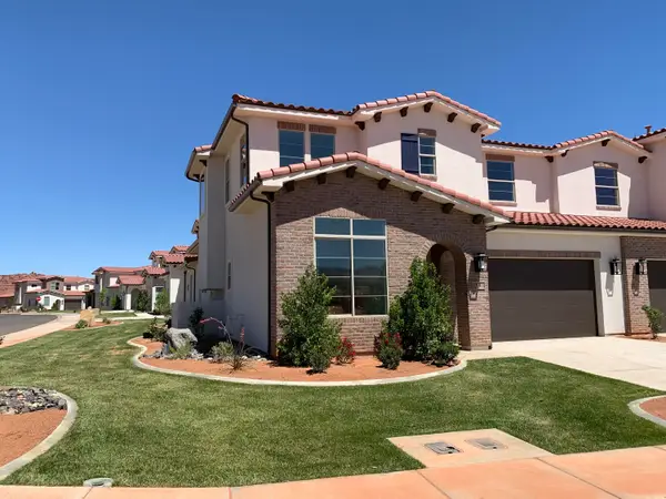 3780 Arcadia Dr #19, Santa Clara, UT 84765