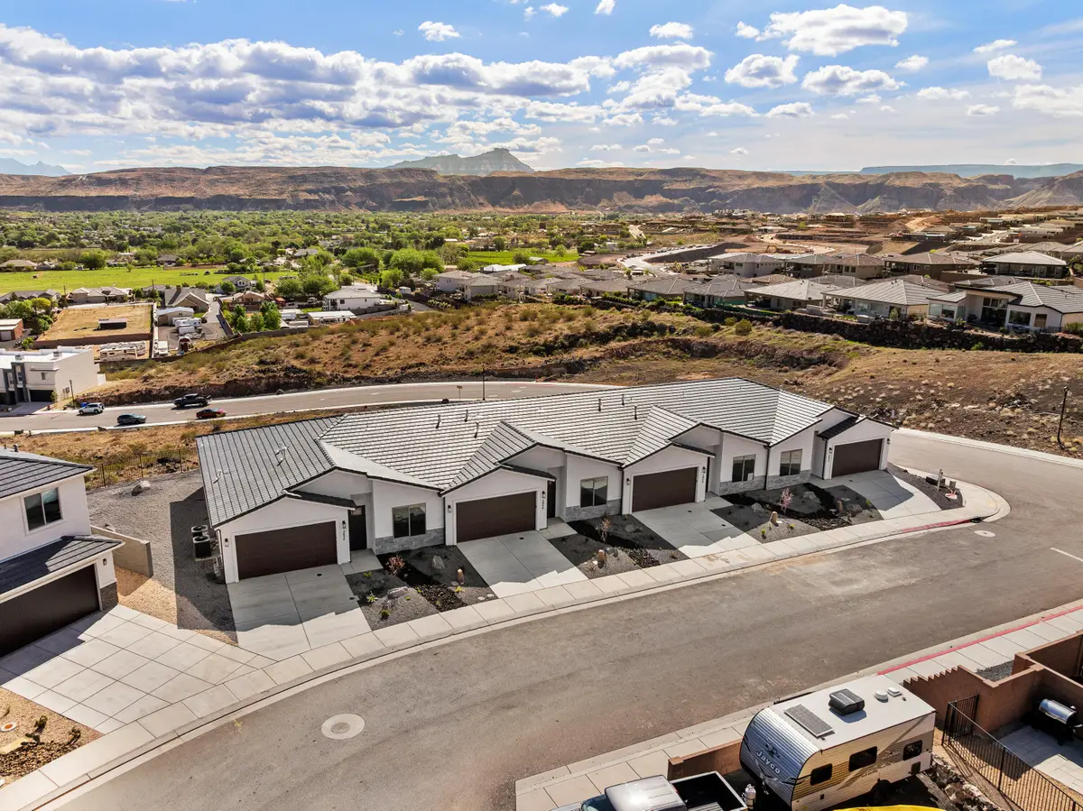 2046 W 320 S #37-40, Hurricane, UT 84737 - #1