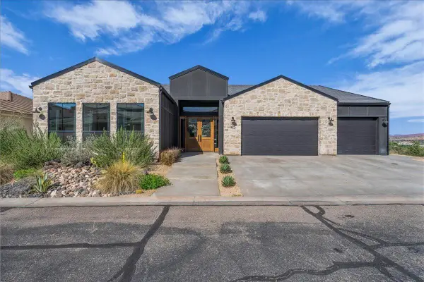 676 W Lava Pointe Dr #45, St George, UT 84770