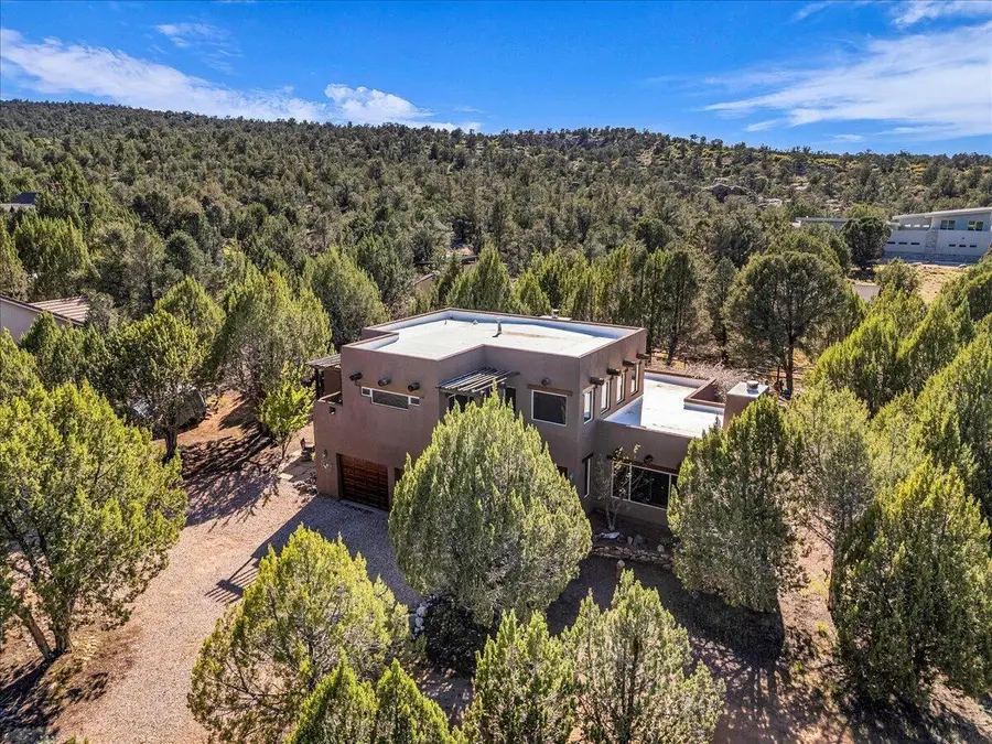 693 N Pinion Hills Dr, Dammeron Valley, UT 84783 - #3