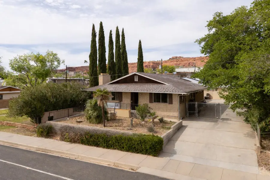 581 E 100 S, Saint George, UT 84770 - #3