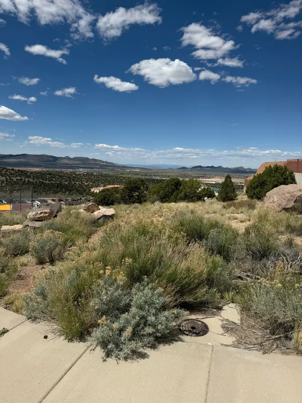 396 S Carmel Ridge Cir, Cedar City, UT 84720