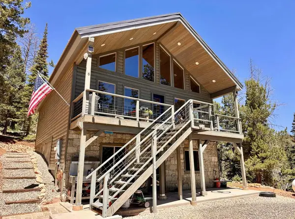 636 W Kokopelli Lp, Brian Head, UT 84719