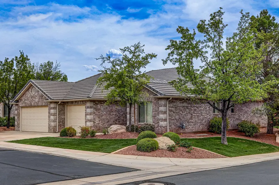 1730 W Stonebridge Dr #33, Saint George, UT 84770 - #3