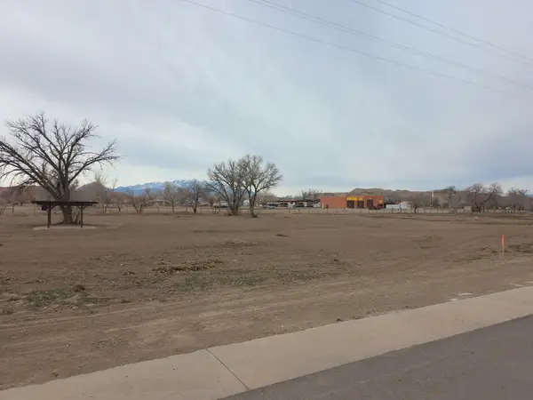 170 E 100, Hanksville, UT 84734