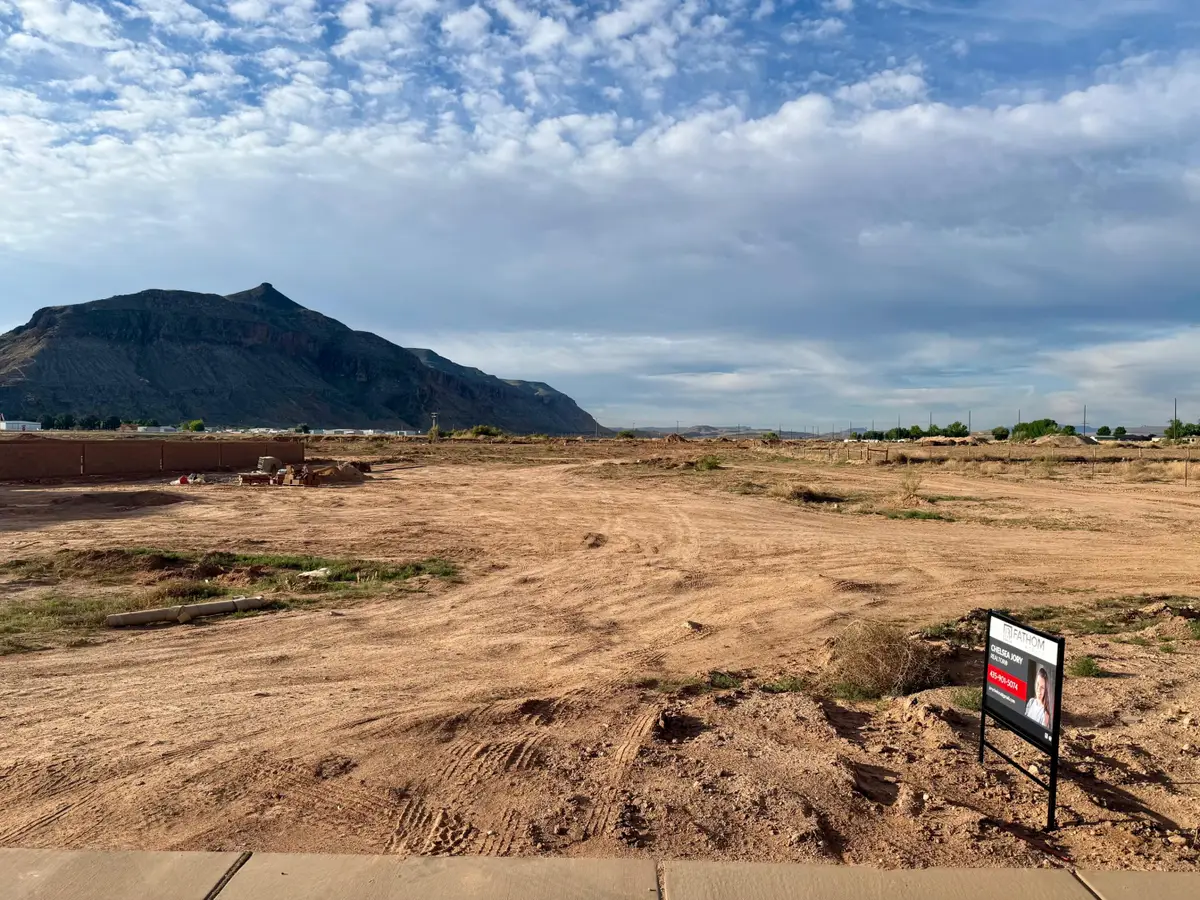 990 W 1920 S, Hurricane, UT 84737 - #1