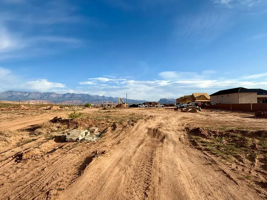 990 W 1920 S, Hurricane, UT 84737 - #2