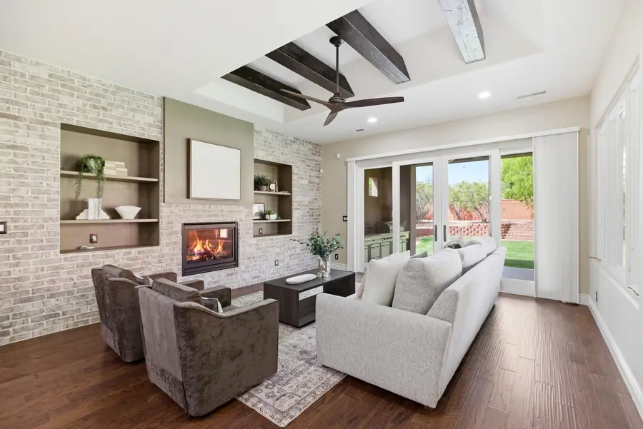 307 N Painted Hills Dr, Ivins, UT 84738 - #3