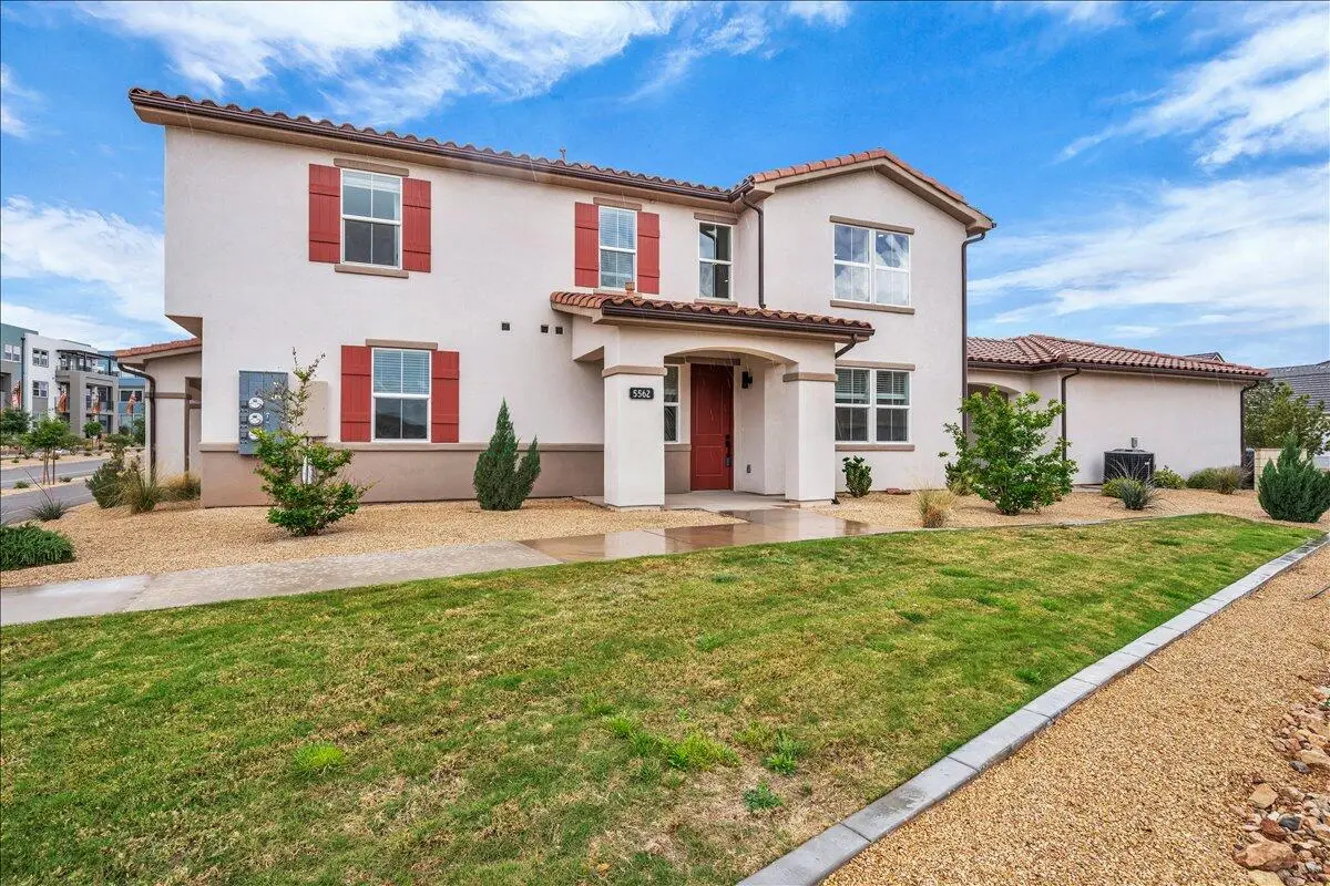 5562 S Carnelian Parkway, Saint George, UT 84790 - #1