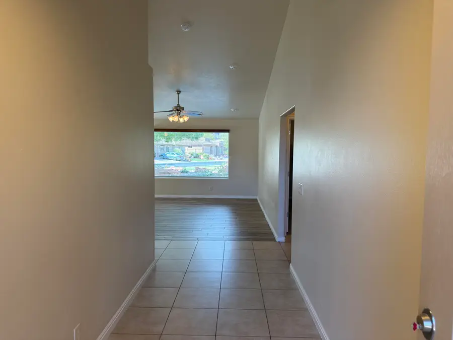 372 W 350, Ivins, UT 84738 - #3