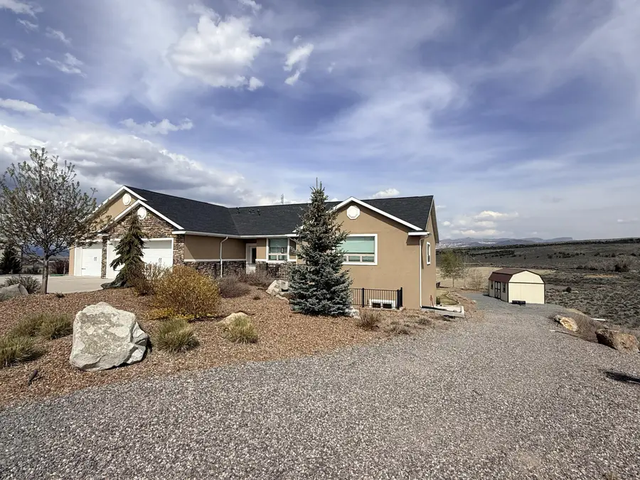 995 S 230, Panguitch, UT 84759 - #2