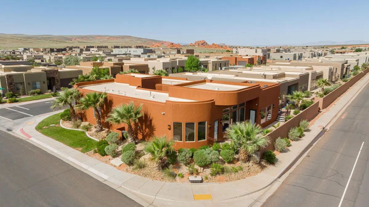 4910 W 3175, Hurricane, UT 84737 - #1