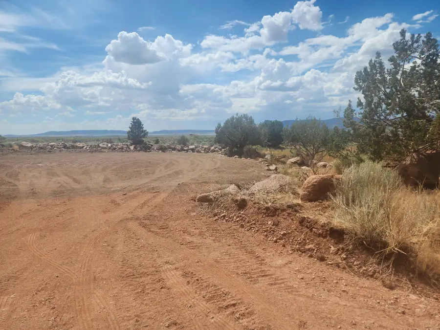 1421 N Foothill Dr, Paragonah, UT 84760 - #2