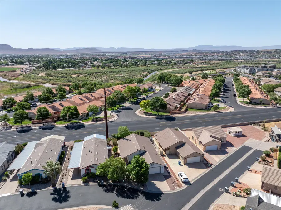 2721 E Riverside Dr #38, Saint George, UT 84790 - #3