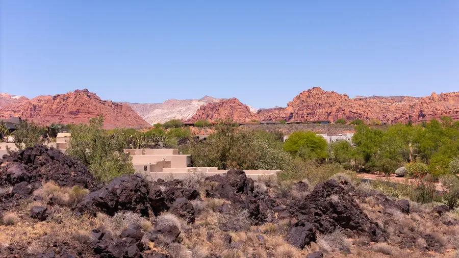 2237 Chaco Trail, Saint George, UT 84770 - #2