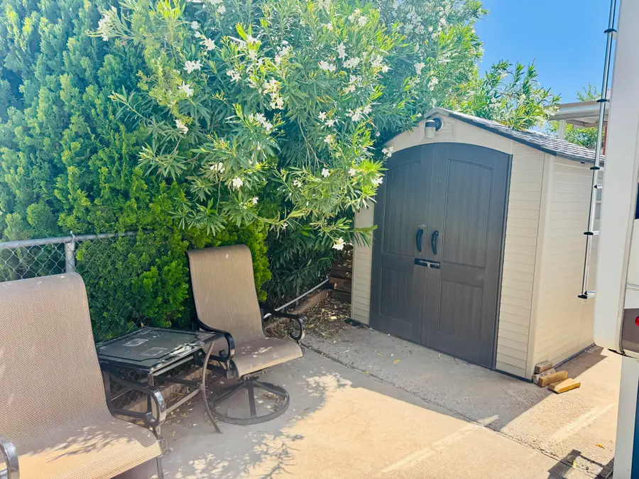 1160 E Telegraph St, Washington, UT 84780 - #3