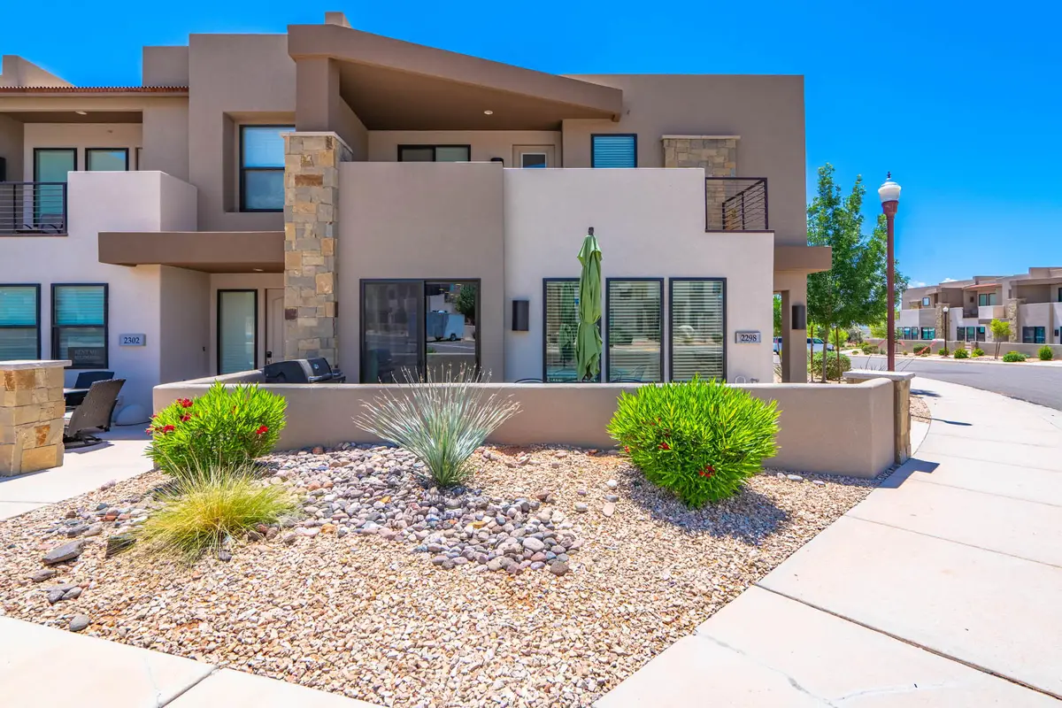 2298 N Park Center Dr, Washington, UT 84780 - #1