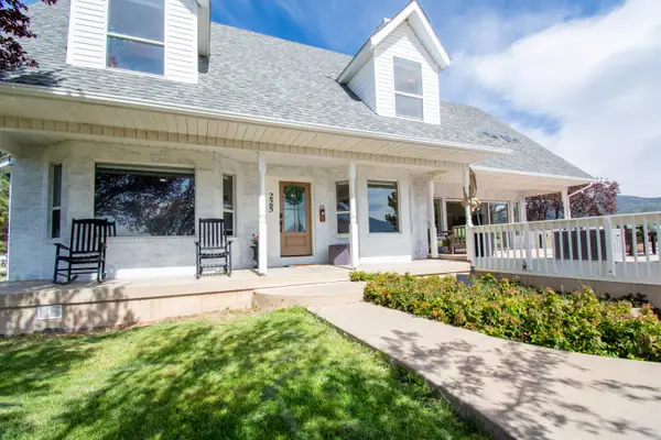 225 E Center St, New Harmony, UT 84757