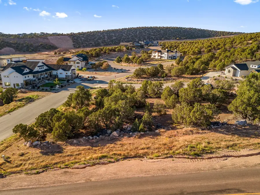 W Estate Dr #2, Cedar City, UT 84720 - #3
