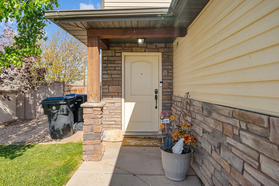 2990 N Gemini Meadows Ln, Cedar City, UT 84721 - #3