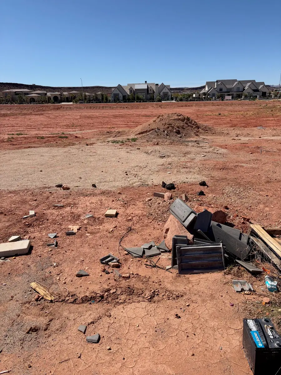 3586 E Ashbury Dr, Saint George, UT 84790 - #2