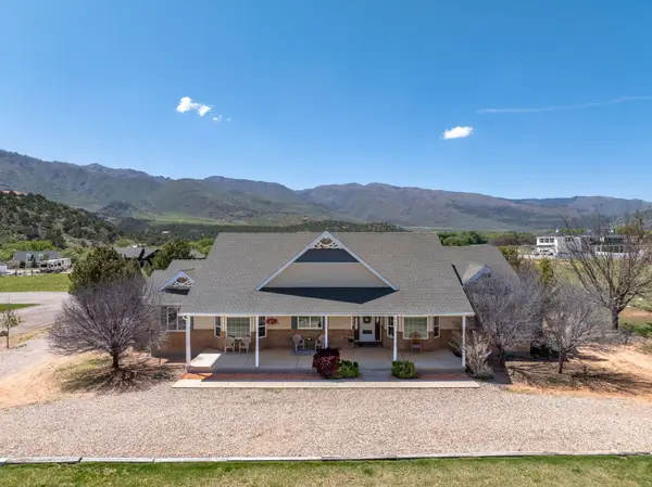 668 S 800, New Harmony, UT 84757