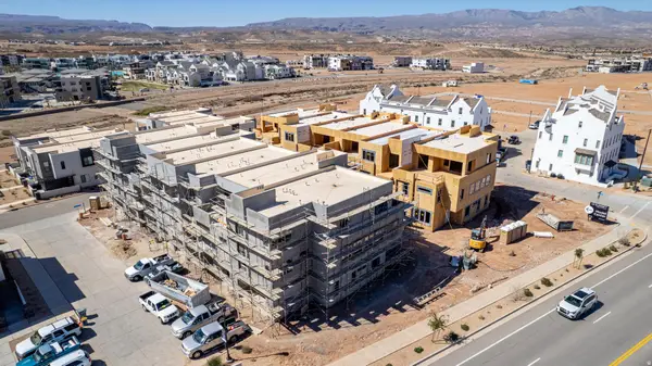 688 W High Tide Place #132, St George, UT 84790
