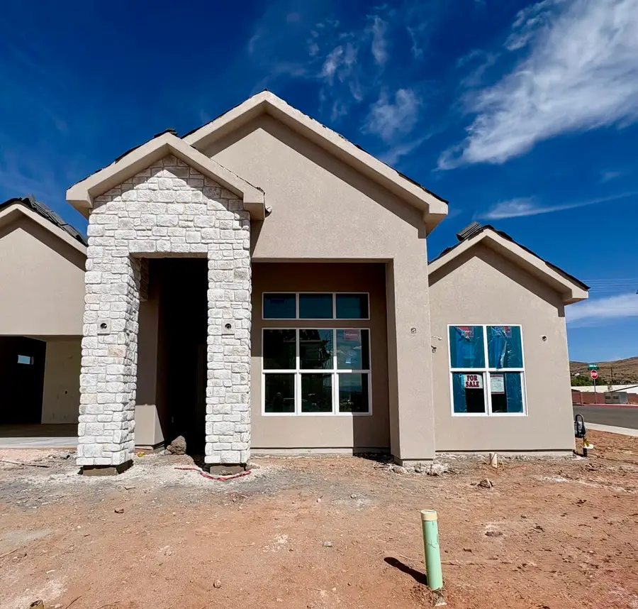 312 N 2805, Hurricane, UT 84737 - #3