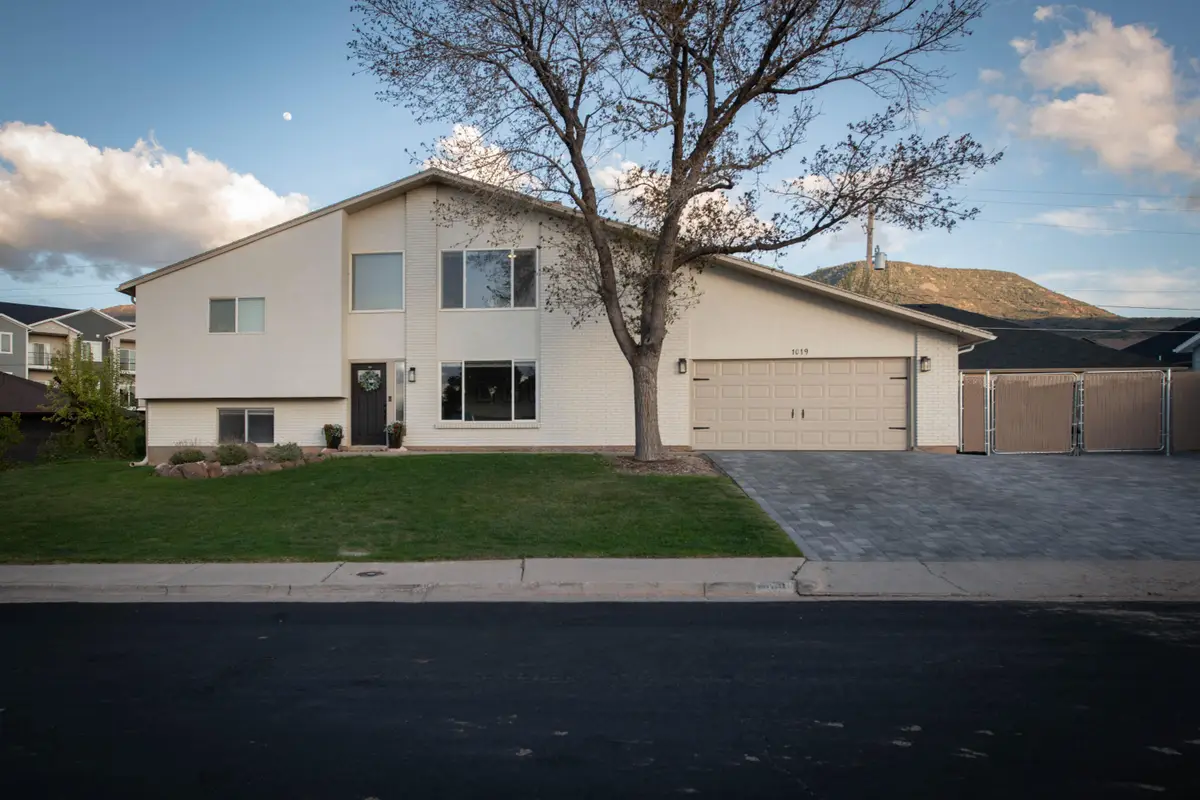 1019 W Cedar Knolls South Dr, Cedar City, UT 84720 - #1