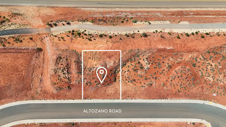 256 E Altozano Rd, Washington, UT 84780 - #2