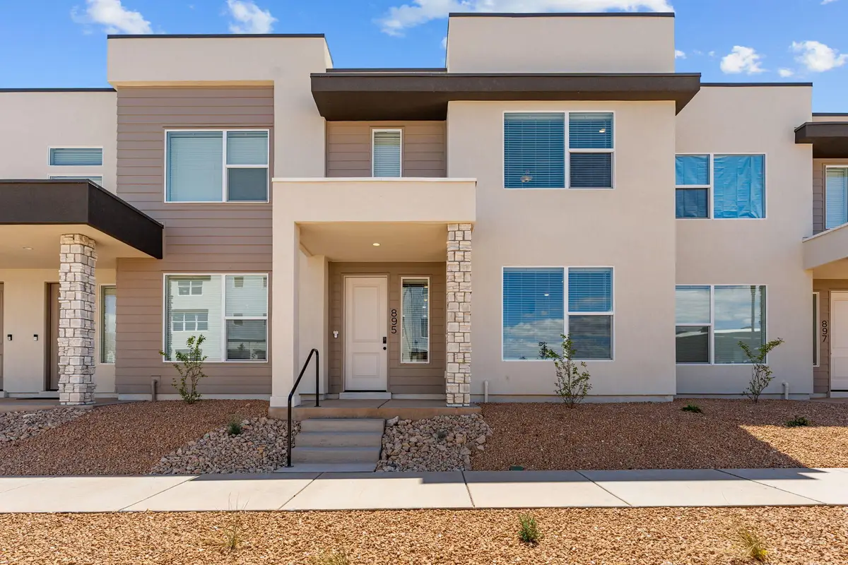 895 W Boxthorn Dr, Saint George, UT 84790 - #1