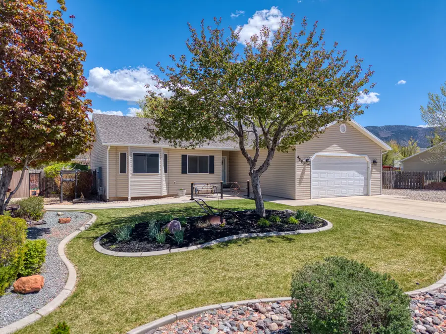 4580 N Half Mile Rd, Enoch, UT 84721 - #3