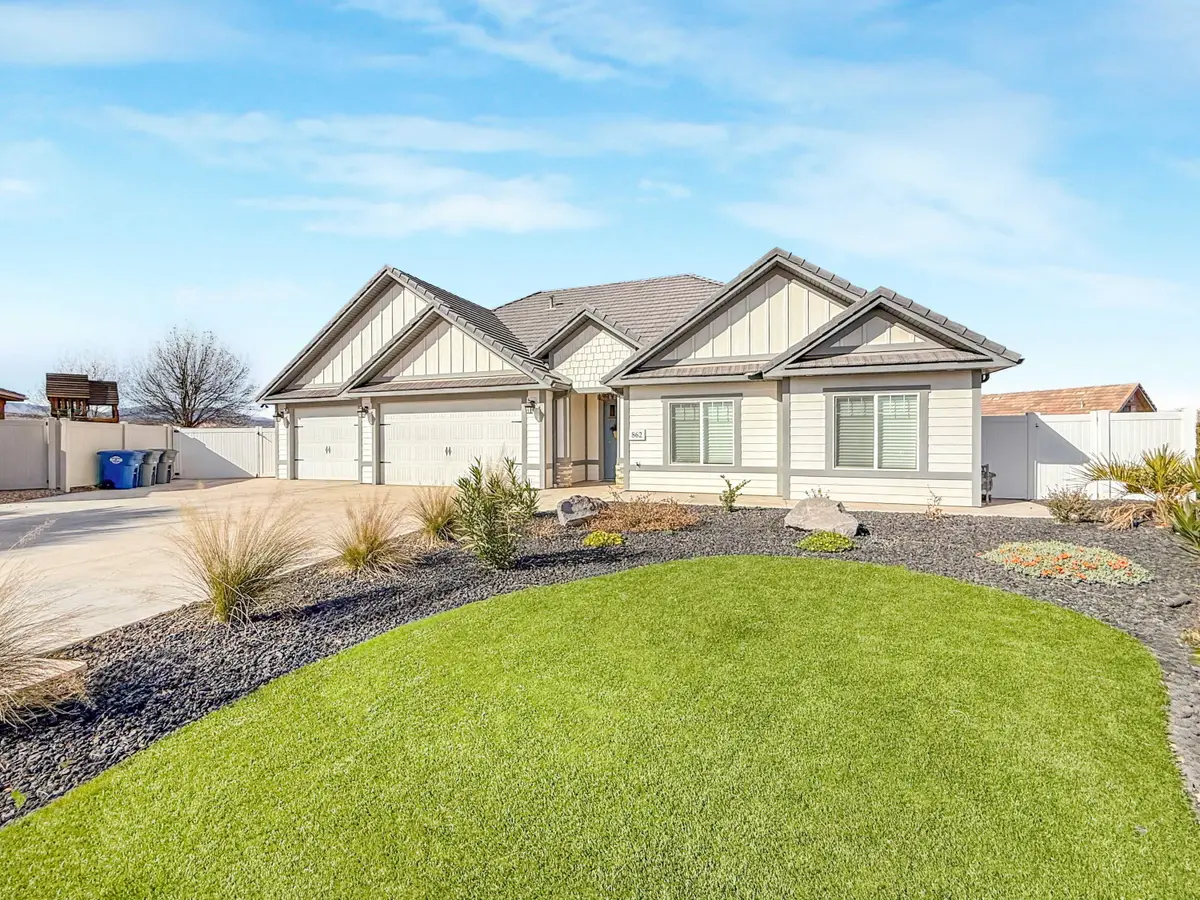 862 W Crystal Dr, Saint George, UT 84770 - #1