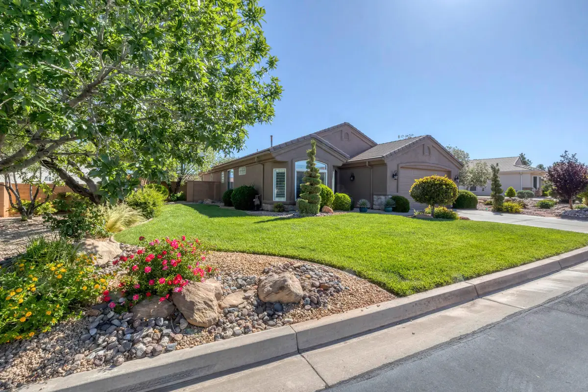 4433 S Broadmoor Dr, Saint George, UT 84790 - #1