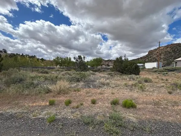 685 W 325, Escalante, UT 84726