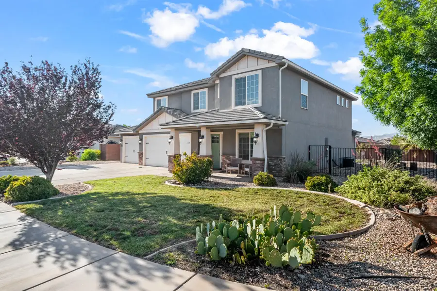 3049 E Livia Dr, Saint George, UT 84790 - #2
