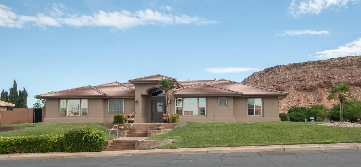 1677 E 2330 South St, Saint George, UT 84790 - #1