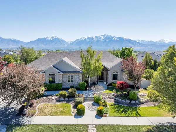 10927 Scotty Dr, South Jordan, UT 84095