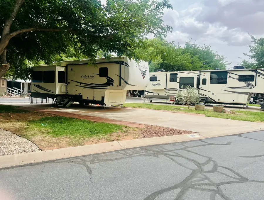 180 N 1100, Washington, UT 84780 - #2