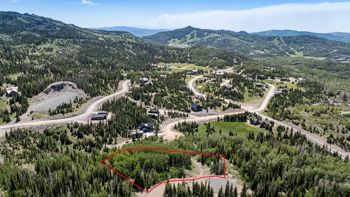 1076 E Paddington Circle, Brian Head, UT 84719 - #1