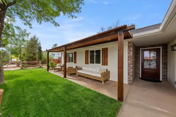 1470 W Jade Dr, St George, UT 84770