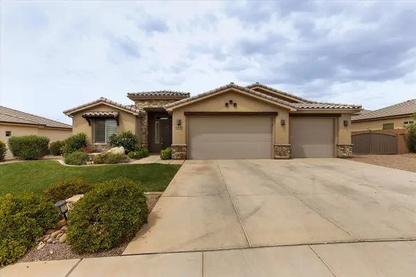 3237 E Crimson Ridge Dr, St George, UT 84790