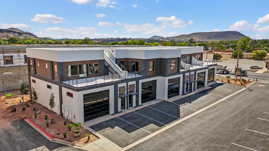80 W Center St #24, La Verkin, UT 84745 - #2