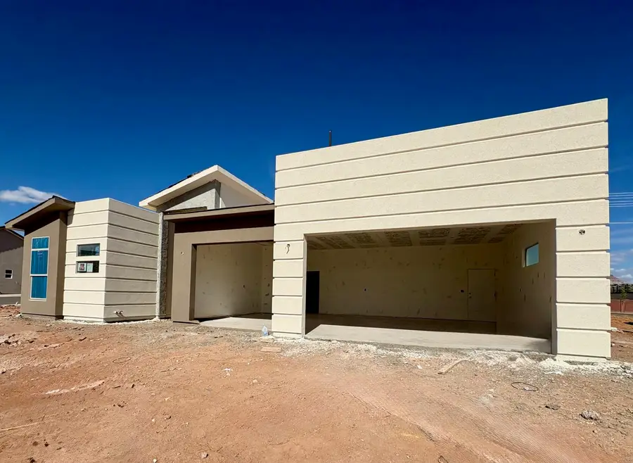 308 N 2805, Hurricane, UT 84737 - #2
