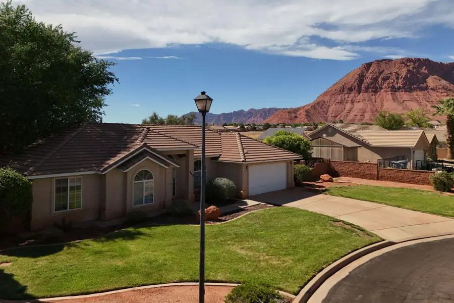 360 S Xavier Dr, Ivins, UT 84738 - #2