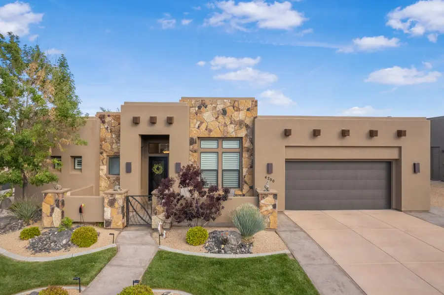 4790 N Cottontail Dr, Saint George, UT 84770 - #2