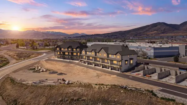 1650 E Center Pointe Dr, Lehi, UT 84043